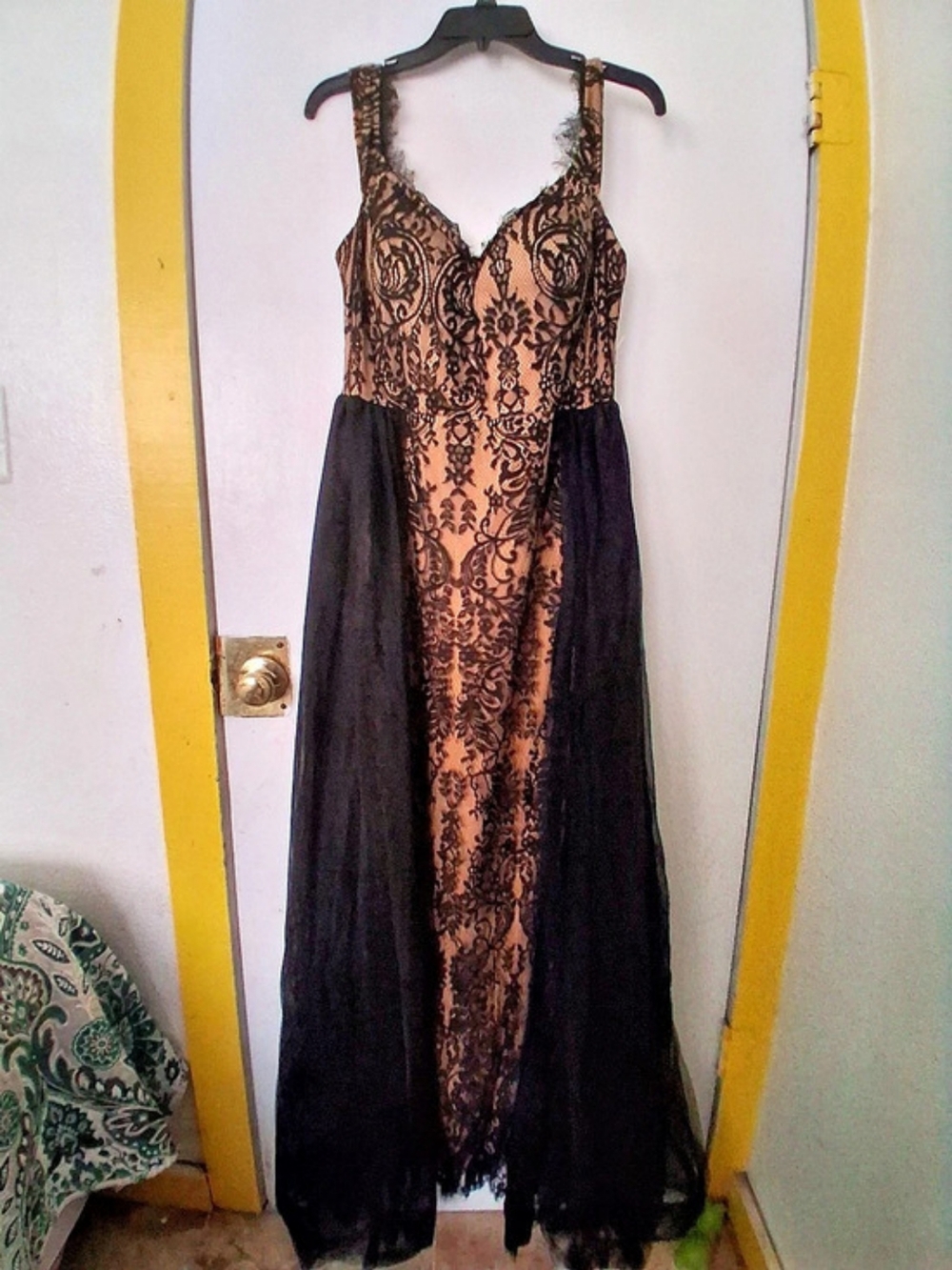 R&K Fashion Floral Lace Maxi Dress Brown & Black Size XL NWT